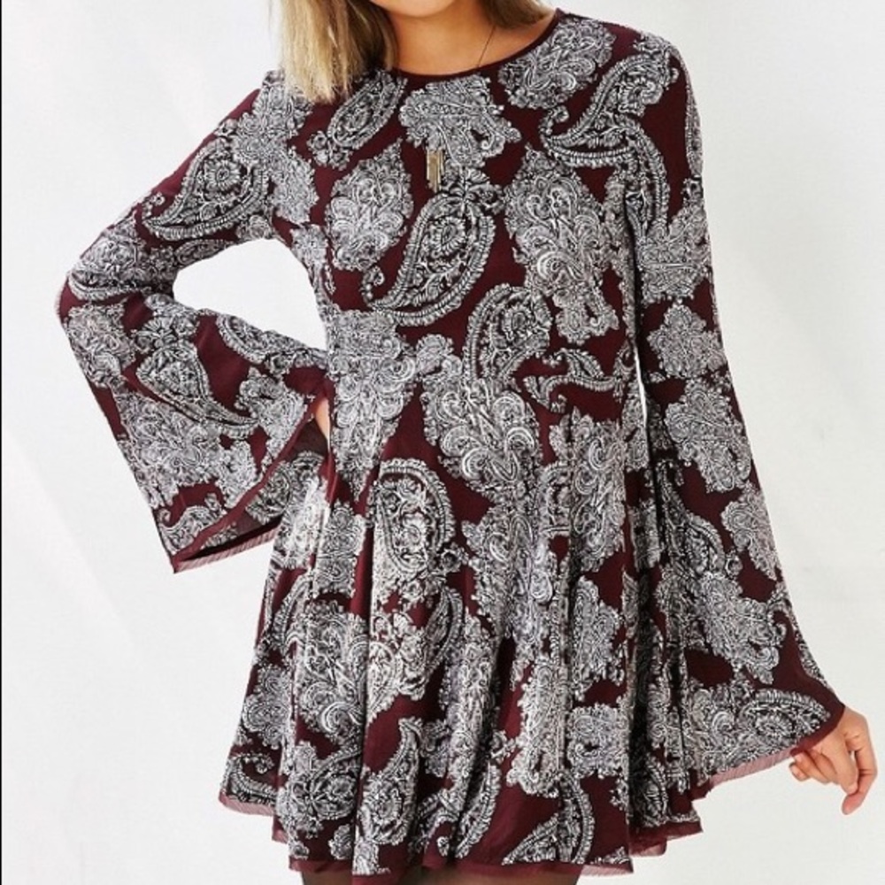Urban Outfitters Ecote Paisley Bell Sleeve Dress